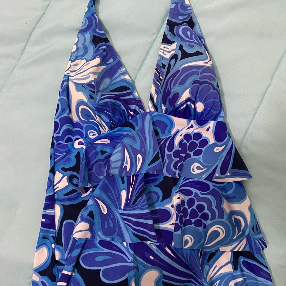 Ruffled front Tankini Top. Carribean Joe. Size Medium